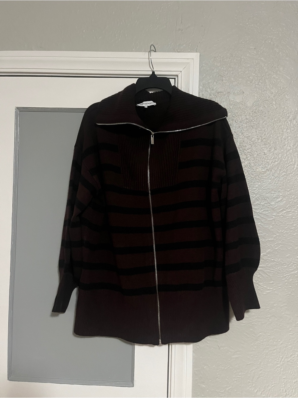 READ DESCRIPTION WeWoreWhat Chocolate Brown Black Striped Ribbed Zip Sweater